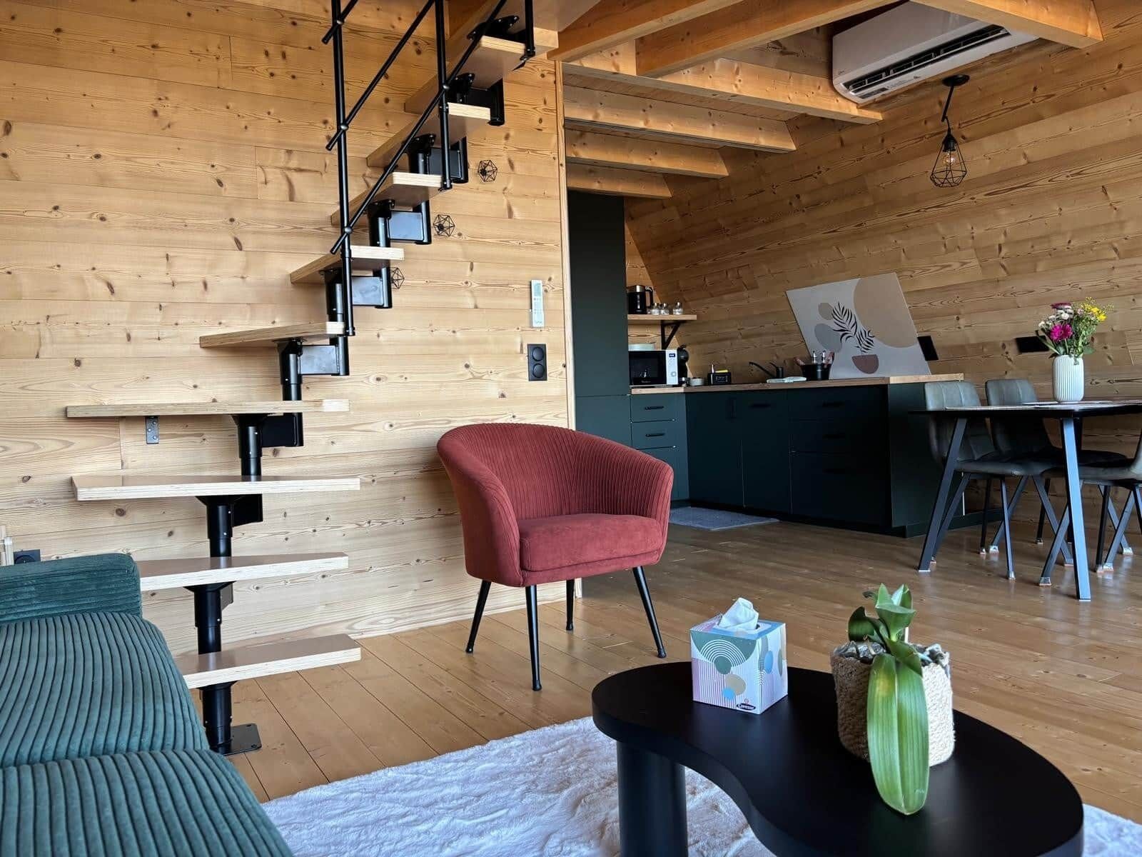 Televisie en een computerscherm