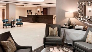 Lobby - 3 Units Quiet Retreat Perfect for Visiting Fair Oaks Mall | Free Parking (Fairfax)