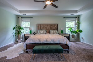 4 bedrooms, desk, iron/ironing board, free WiFi - Spacious House 4BR, Home Theater, Gym, BBR, Bar (Acworth)