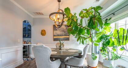 Spacious House 4BR, Home Theater, Gym, BBR, Bar