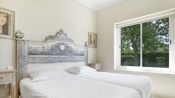 4 dormitorios, tabla de planchar con plancha, wifi gratis y ropa de cama