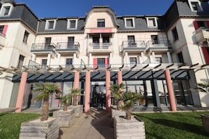 Extérieur