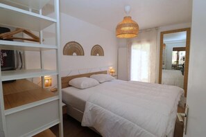 1 chambre, fer et planche à repasser, Wi-Fi gratuit