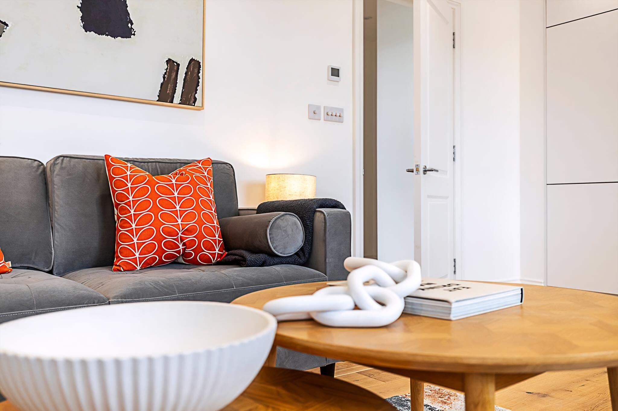 Apartment (Light & Luxury Chelsea Apartment: Pri) | Living room