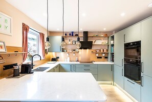 Leilighet (Bright 2-Bed Home Near Putney Riversi) | Eget kjøkken