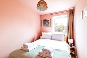Apartment (Bright 2-Bed Home Near Putney Riversi)