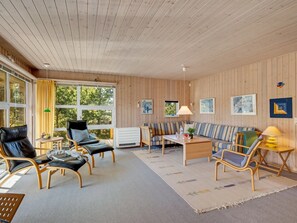 TV - "Jeip" - 2.1km from the sea by Interhome (Unknown)