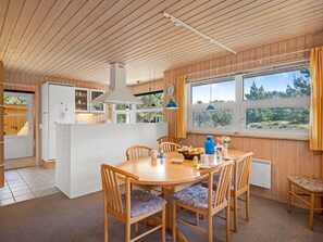 Dining - "Jeip" - 2.1km from the sea by Interhome (Unknown)