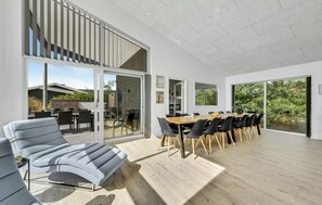 Dining - Gorgeous home in Ringkøbing with sauna (Ringkøbing)