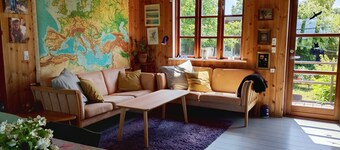 Peaceful cottage with view near fjord trails