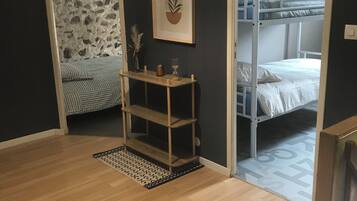 2 bedrooms, bed sheets