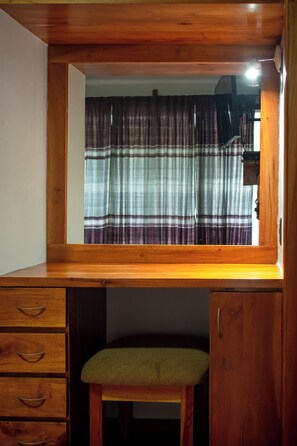 Deluxe House, 2 Bedrooms | Soundproofing, free WiFi - Casa colibrí (Santa Maria Huatulco)