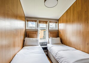 4 bedrooms, free WiFi