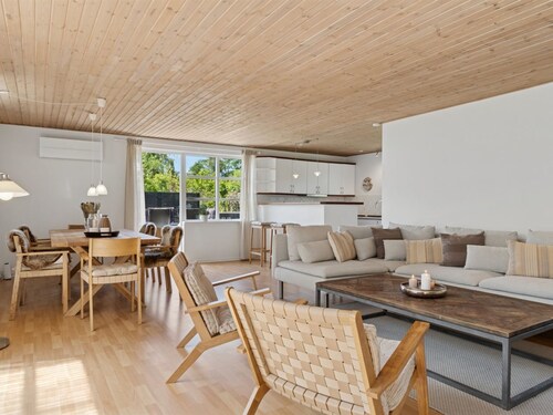 "Annabeth" - 850m from the sea by Interhome