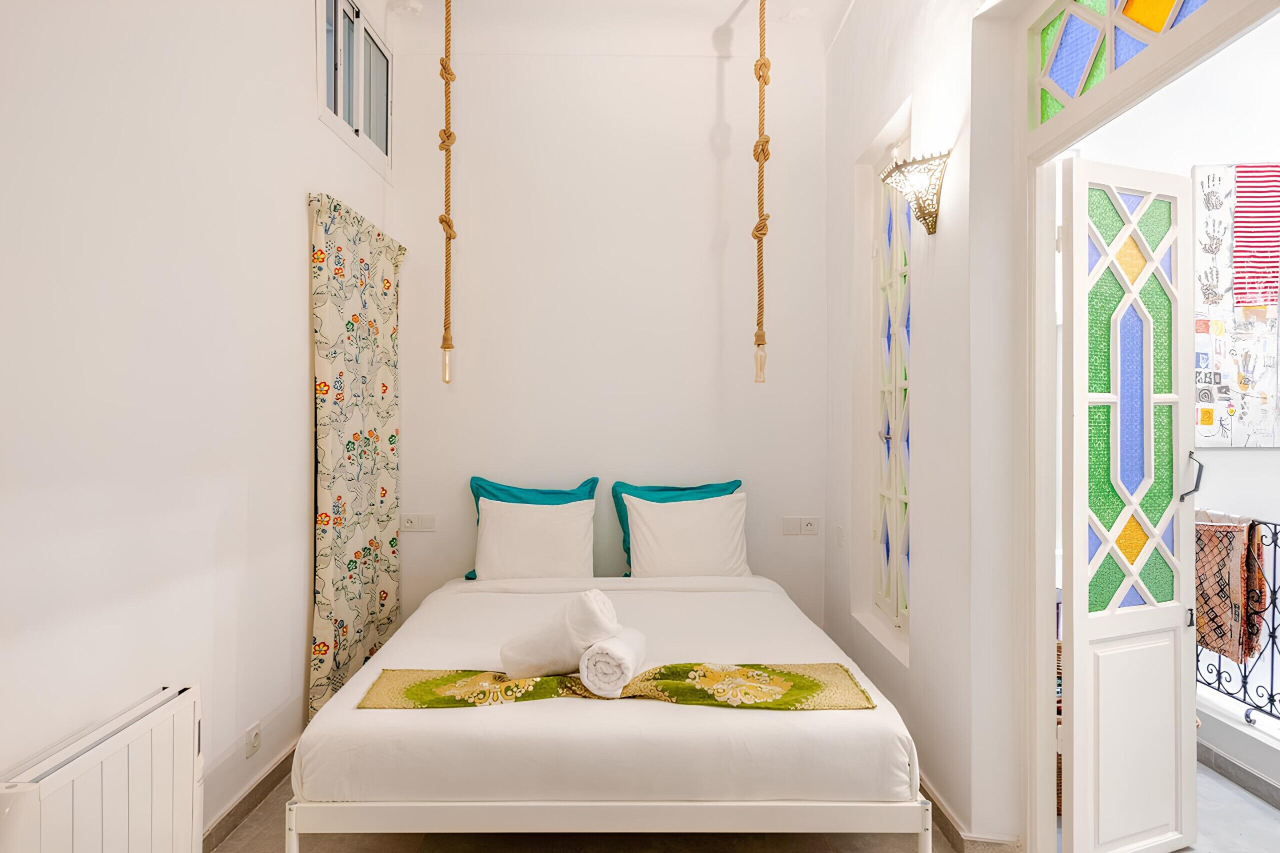 2 chambres, fer et planche à repasser, Wi-Fi gratuit, draps fournis