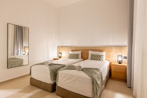 3 chambres, fer et planche à repasser, Wi-Fi gratuit, draps fournis