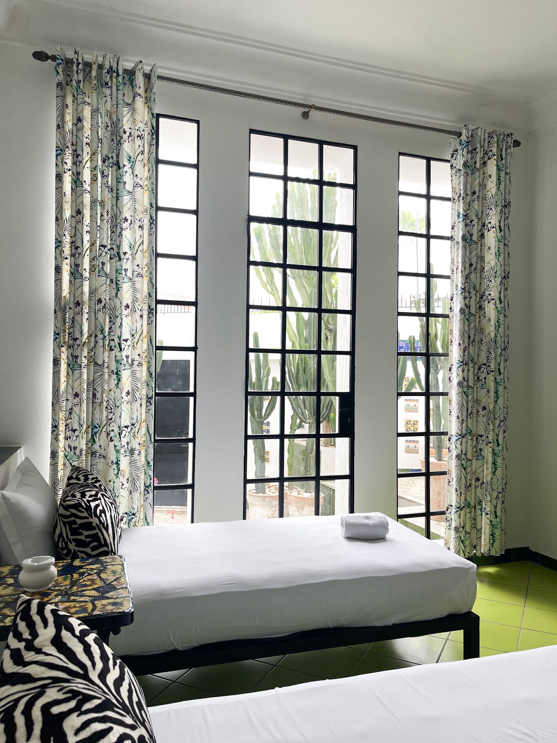 熨斗/熨衣板、免费 WiFi、床单