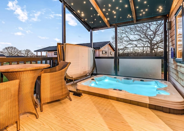 Bain à remous extérieur