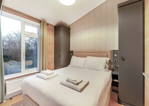 4 bedrooms, free WiFi