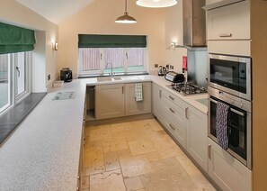 Fridge, oven, stovetop, toaster