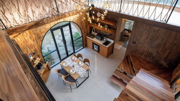 Exclusive Suite, Lake View | Private kitchen