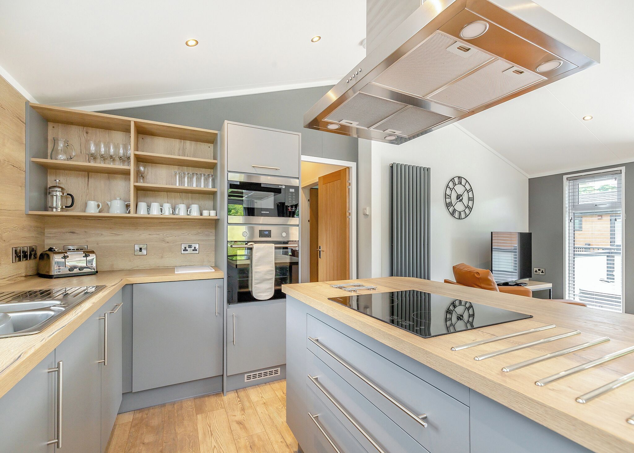 Fridge, oven, stovetop, toaster