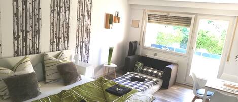 1 bedroom, free WiFi, bed sheets