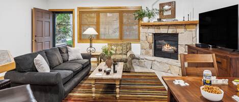 智能電視、壁爐