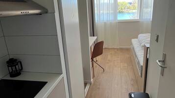 Rumah | 1 kamar tidur, ruang kerja ramah laptop, dan setrika/meja setrika