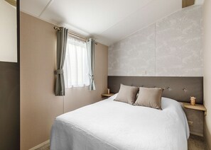 3 bedrooms - Our Teasel range is your ideal haven for a memorable family holiday. (Talacre, Holywell)