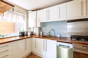 Apartamento (Quiet and cosy 2-bed in Wimbledon) | Cozinha privada