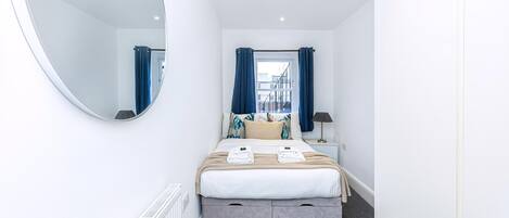 Apartment (Elegant Three-Bed Marylebone Flat Nea) | 3 bedrooms, free WiFi