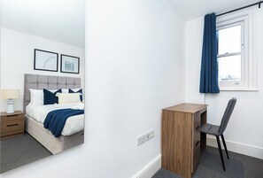 Apartment (Elegant Three-Bed Marylebone Flat Nea)