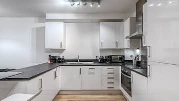 Apartment (Canning Town Pied-à-Terre) | Private kitchen