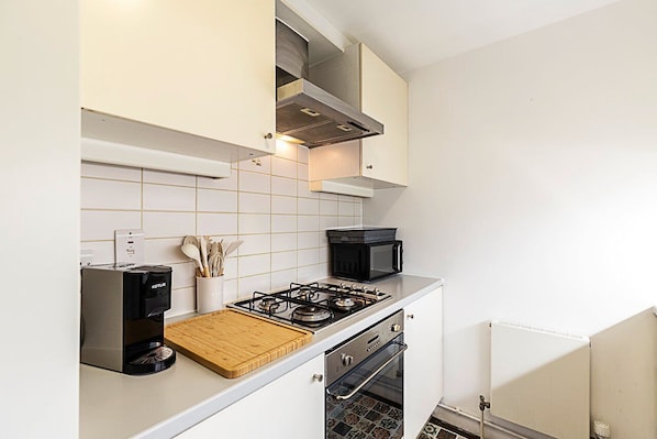 Apartment (Cosy Camden Retreat Near Markets & Tu) | Private kitchen - Cosy Camden Retreat Near Markets & Tube (London)