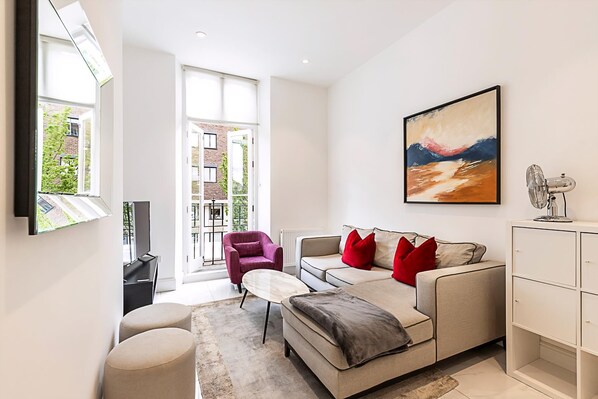 Exterior - Stylish Two-bed Flat Near Oxford Circus (London)
