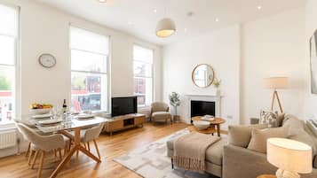 Apartamento (Bright & Elegant Chelsea Getaway: Pri) | Sala de estar