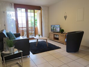 TV, stereo