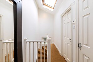 Exterior - Beautiful Modern 4BR House in Central London (London)