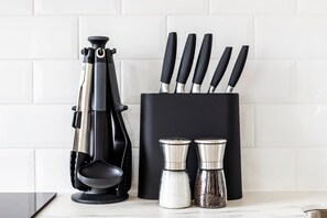 Apartment (Stylish Chelsea Escape with Private O) | Private kitchen