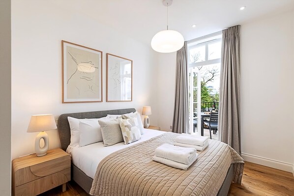 Apartment (Stylish Chelsea Escape with Private O) | 2 bedrooms, free WiFi