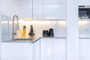 Apartment (Stylish Three-Bed Flat in Marylebone) | Private kitchen - Stylish Three-bed Flat in Marylebone (London)