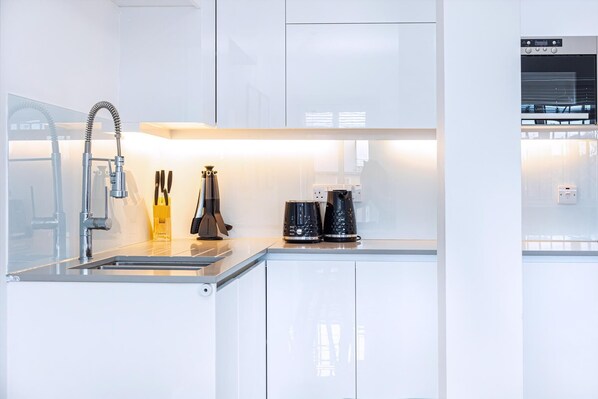 Apartment (Stylish Three-Bed Flat in Marylebone) | Private kitchen - Stylish Three-bed Flat in Marylebone (London)