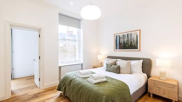 Apartment (Chic Chelsea Retreat: Bright Space & ) | 1 bedroom, free WiFi
