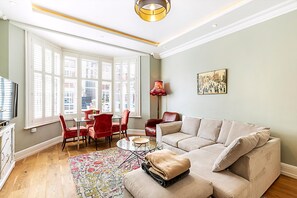 公寓 (Chic Garden Flat in Leafy Ealing) | 客廳