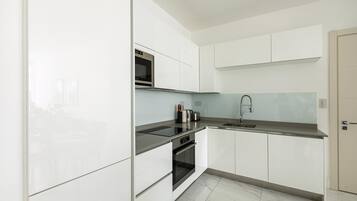 Apartment (Stylish 2-Bedroom Marylebone Retreat) | Eigene Küche