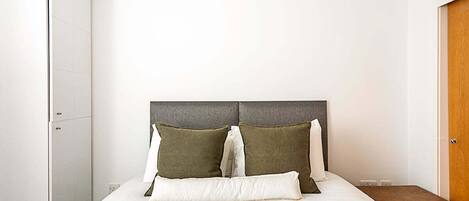 Apart Daire (Elegant 3 bed apartment in Earl’s C) | 3 yatak odası, ücretsiz kablosuz İnternet