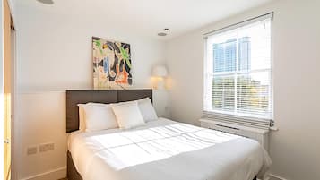 Apartment (Elegant 3 bed apartment in Earl’s C) | 3 bilik tidur, Wi-fi percuma