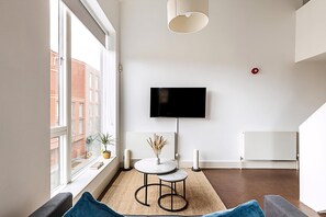 Apartment (Stylish Camden Flat Near Markets & Tu) | Living room