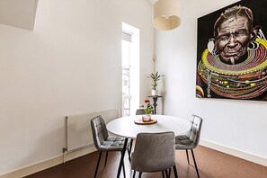 Apartment (Stylish Camden Flat Near Markets & Tu) | Living room